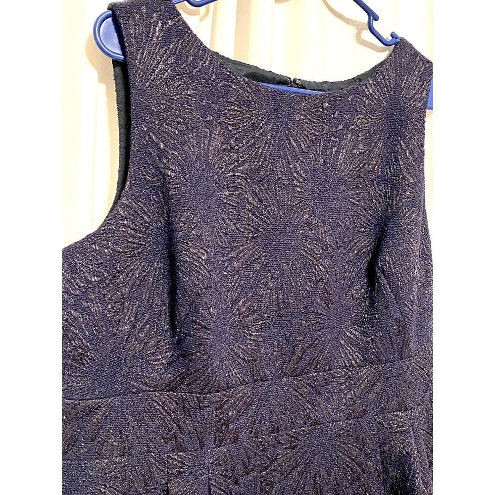 Tahari Arthur Levine Size 14 Navy Contoured Jacquard Lined Classy Professional